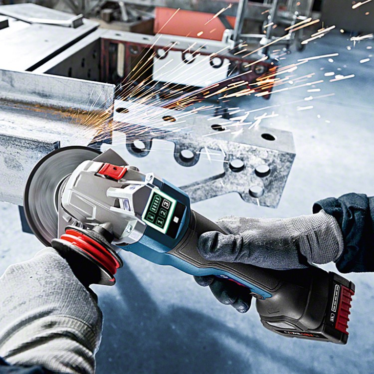 Bosch Батерия акумулаторна Li-Ion за електроинструменти 18 V, 8 Ah, ProCORE Bosch Батерия акумулаторна Li-Ion за електроинструменти 18 V, 8 Ah, ProCORE