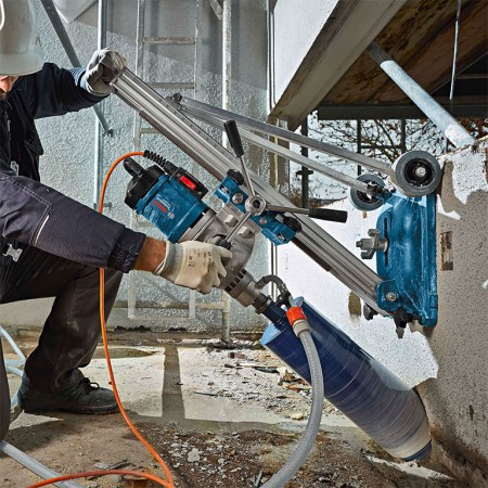 Bosch Бормашина диамантено-пробивна 3200 W, GDB 350 WE Bosch Бормашина диамантено-пробивна 3200 W, GDB 350 WE