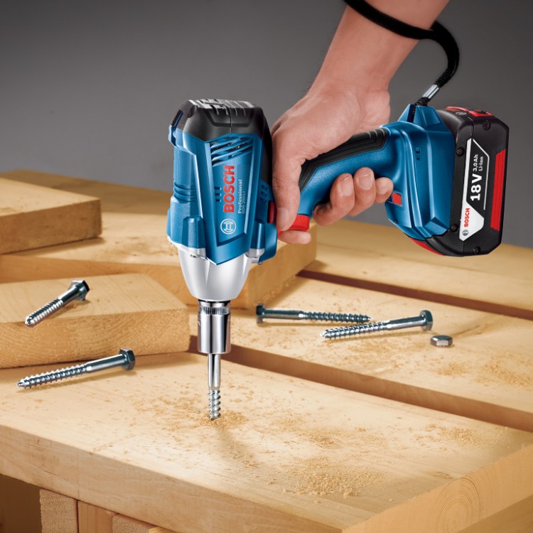 Bosch Гайковерт акумулаторен ударен без батерия и зарядно, 18 V, 250 Nm, 1/2", GDS 250-LI Professional Bosch Гайковерт акумулаторен ударен без батерия и зарядно, 18 V, 250 Nm, 1/2", GDS 250-LI Professional