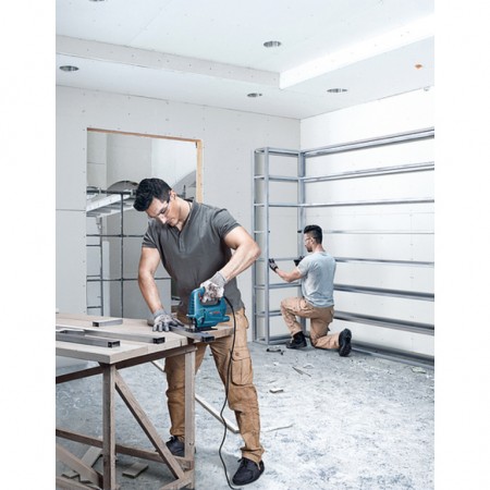 Bosch Трион прободен (зеге) електрически с плавно регулиране 500 W, 1450-3200 хода/мин, 20 мм, GST 700 Bosch Трион прободен (зеге) електрически с плавно регулиране 500 W, 1450-3200 хода/мин, 20 мм, GST 700