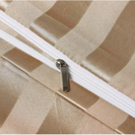 Луксозен сатенен спален комплект от 6 части – Бежов Луксозен сатенен спален комплект от 6 части – Бежов