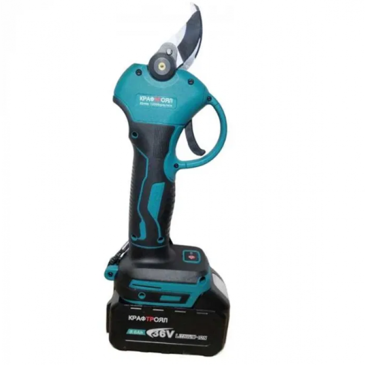 Комплект 4в1 акумулаторен инструмент - духалка, лозарска ножица, резачка 15 см с маслен филтър и телескопичен прът