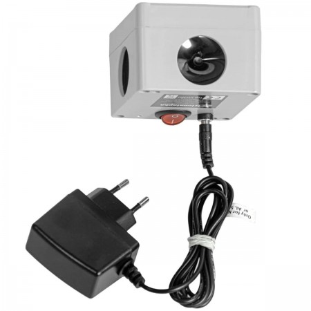 Професионален ултразвуков уред против гризачи и диви животни с захранване на ток и батерии CH360 Професионален ултразвуков уред против гризачи и диви животни с захранване на ток и батерии CH360